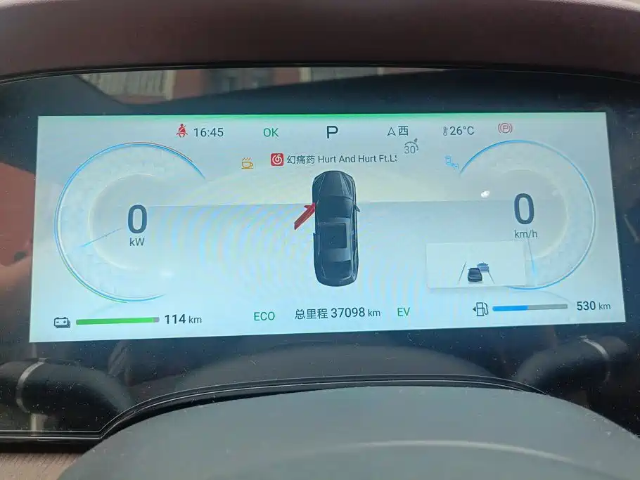BYD Seal — фото 14