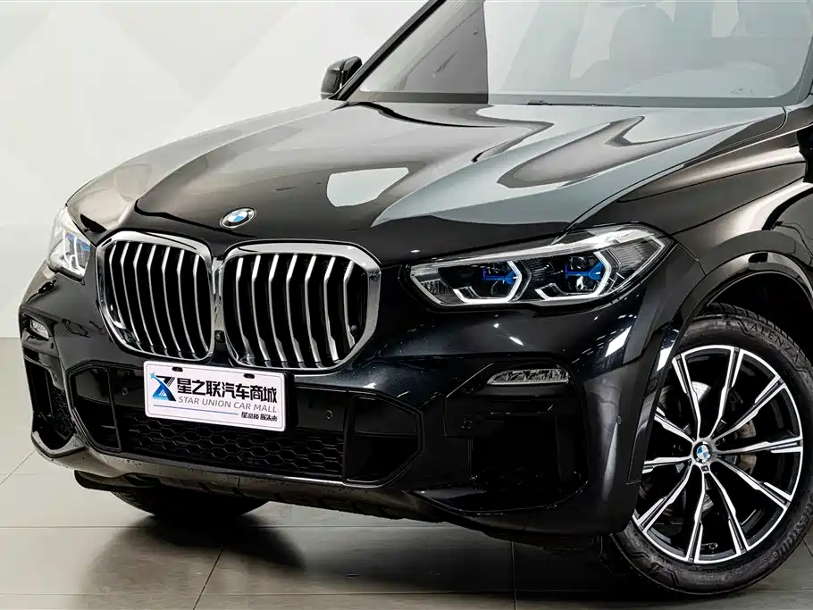 BMW X5 (Import) — фото 2