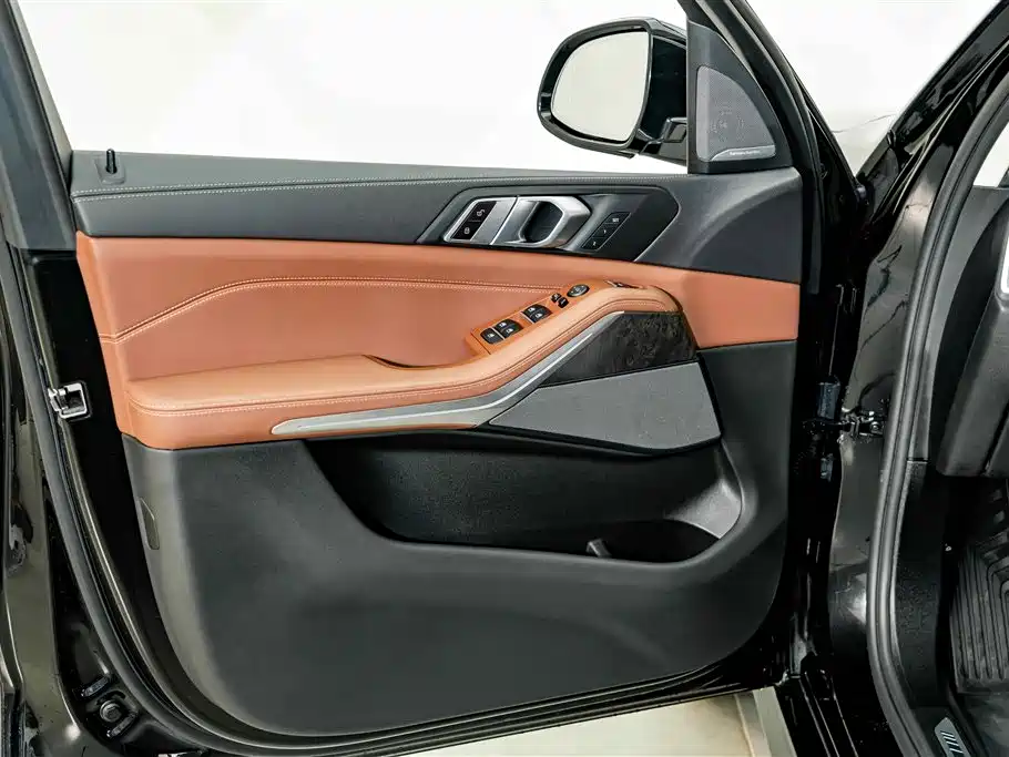 BMW X5 (Import) — фото 17