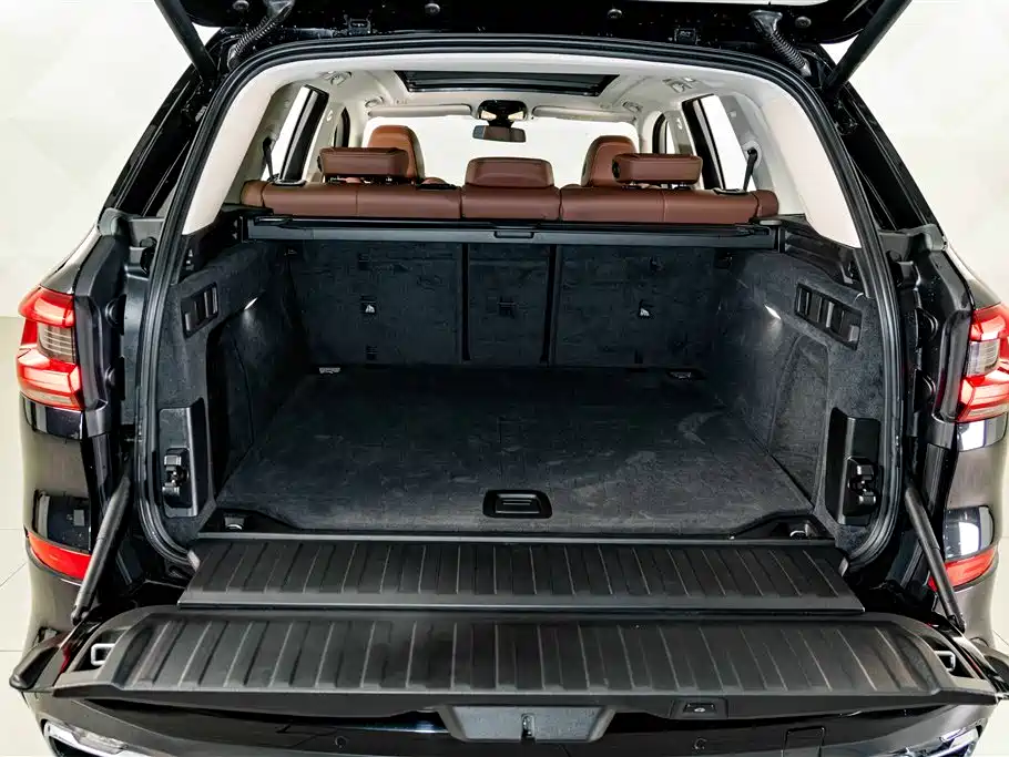 BMW X5 (Import) — фото 24
