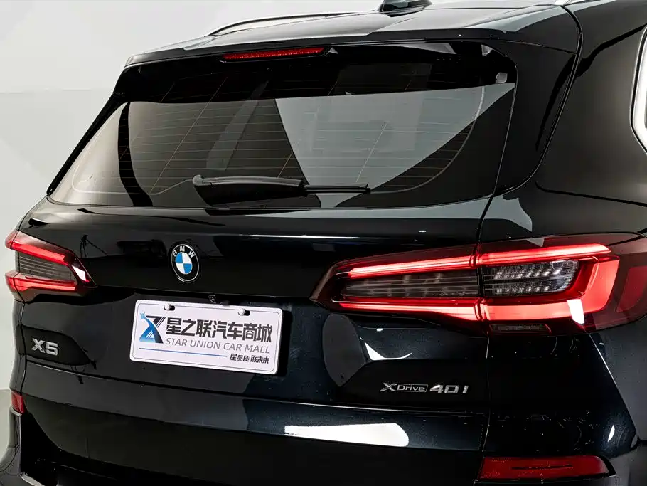BMW X5 (Import) — фото 8