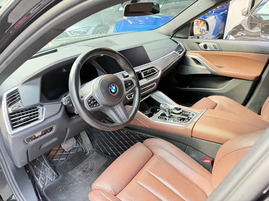 BMW X6 — фото 18