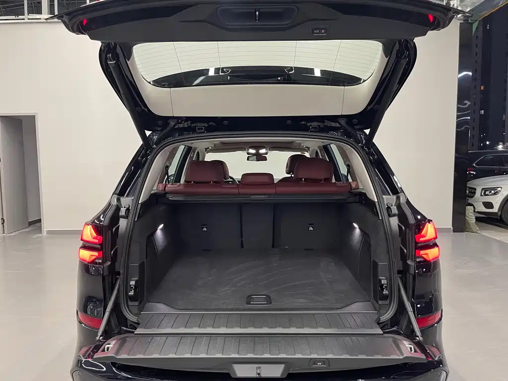 BMW X5 — фото 25