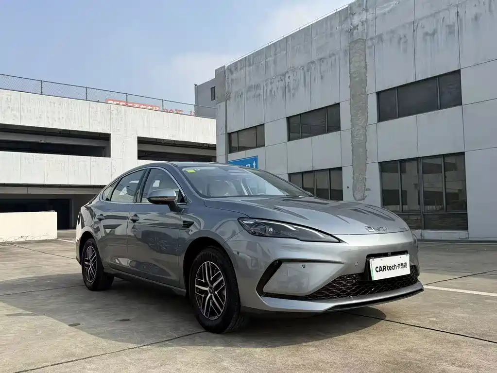 BYD Seal 05 DM-i — фото 3
