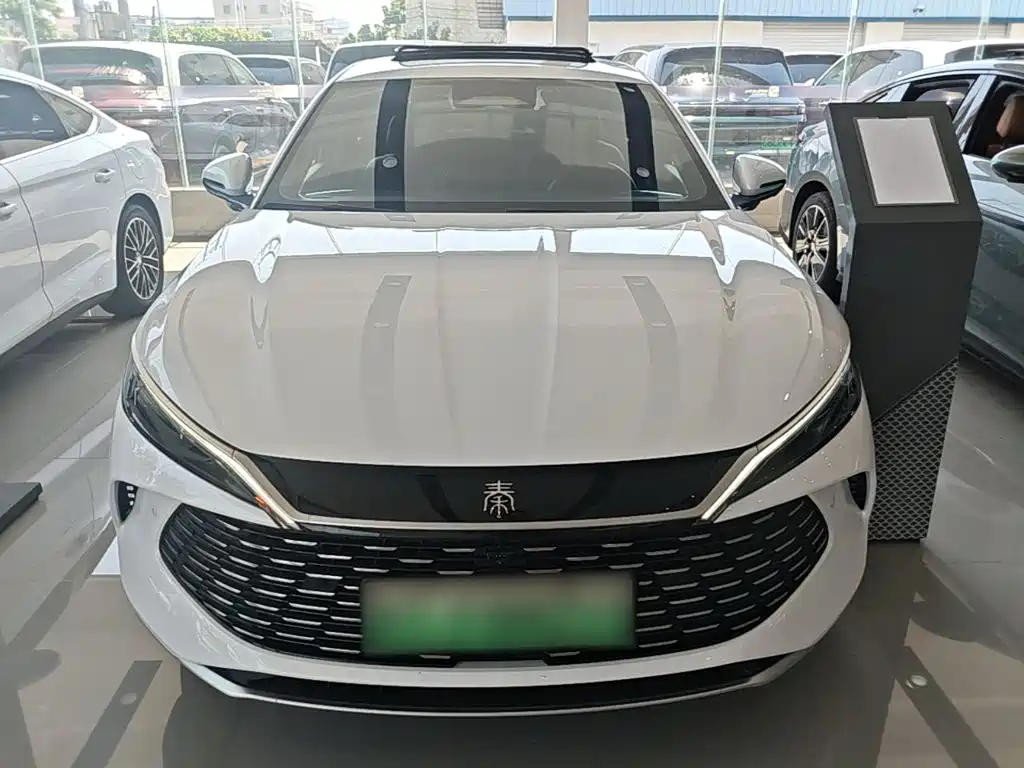 BYD Qin L — фото 3