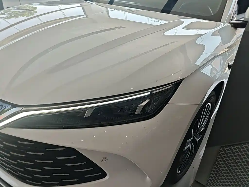 BYD Qin L — фото 24