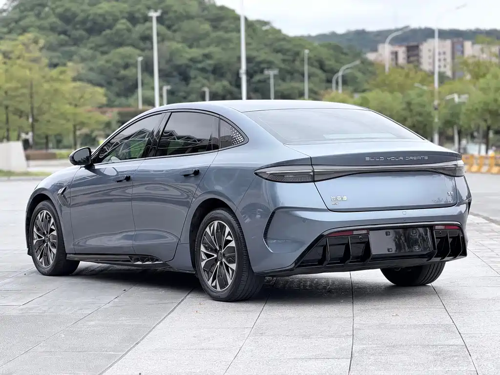 BYD Seal — фото 6