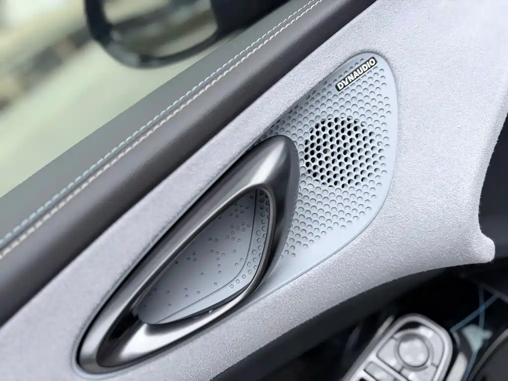 BYD Seal — фото 8