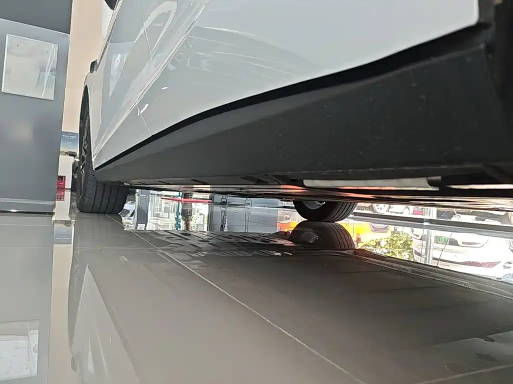 BYD Qin L — фото 22