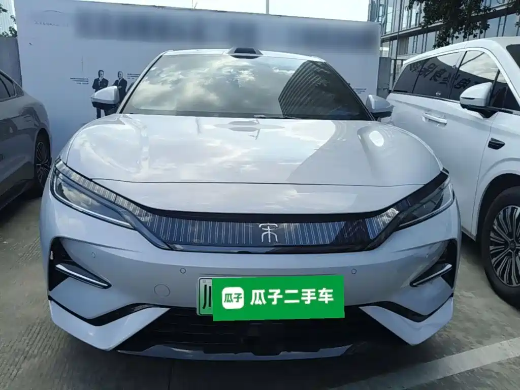 BYD L EV — фото 2