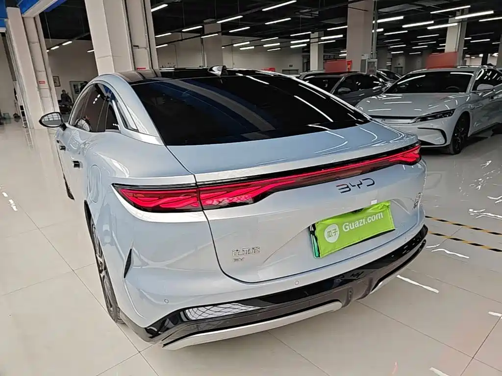 BYD Han L — фото 4