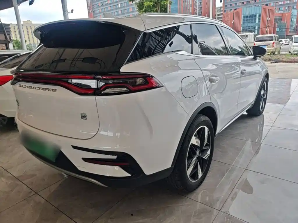 BYD Tang New Energy — фото 5