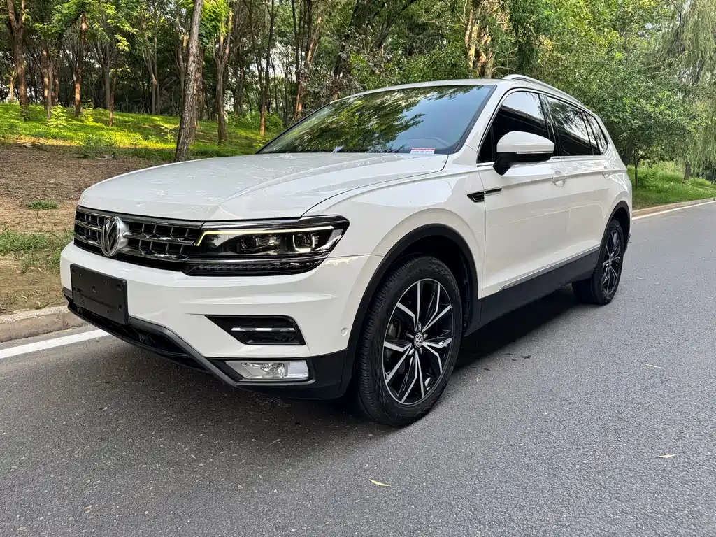 Volkswagen Tiguan L