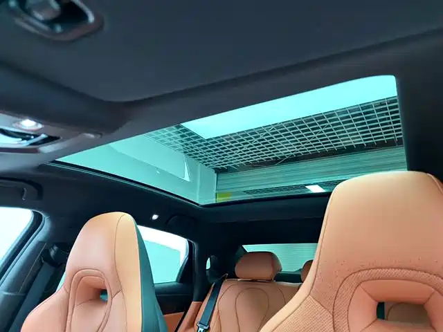 BYD Seal — фото 10