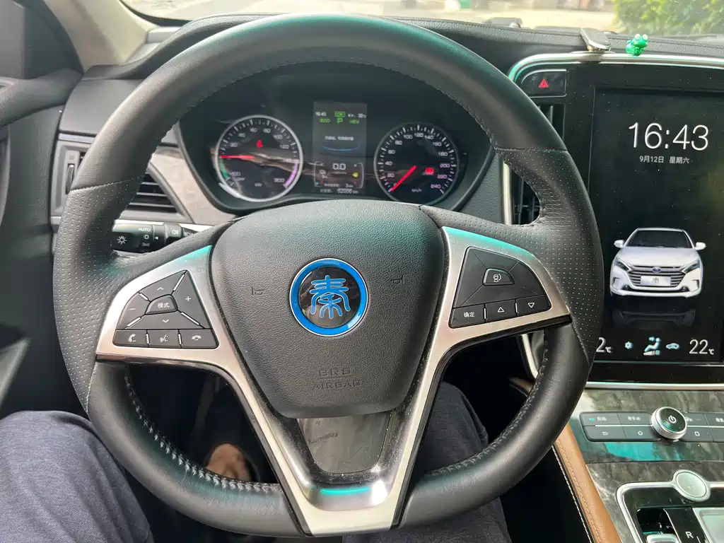 BYD Qin NEV — фото 15