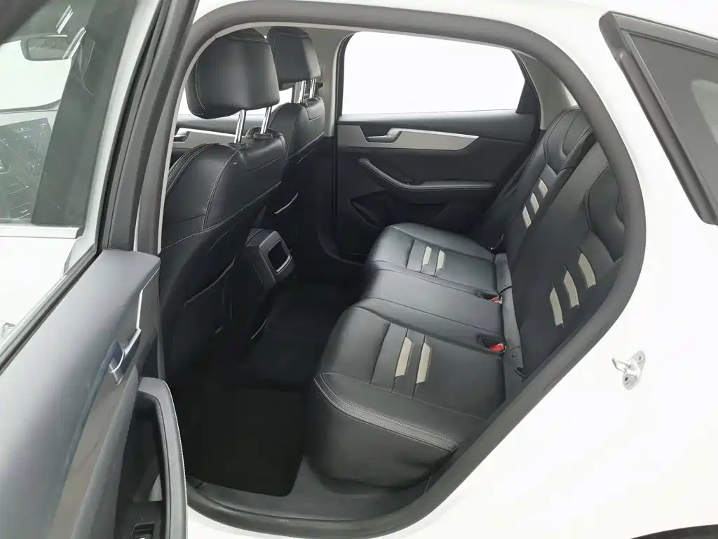BYD Qin Pro — фото 15