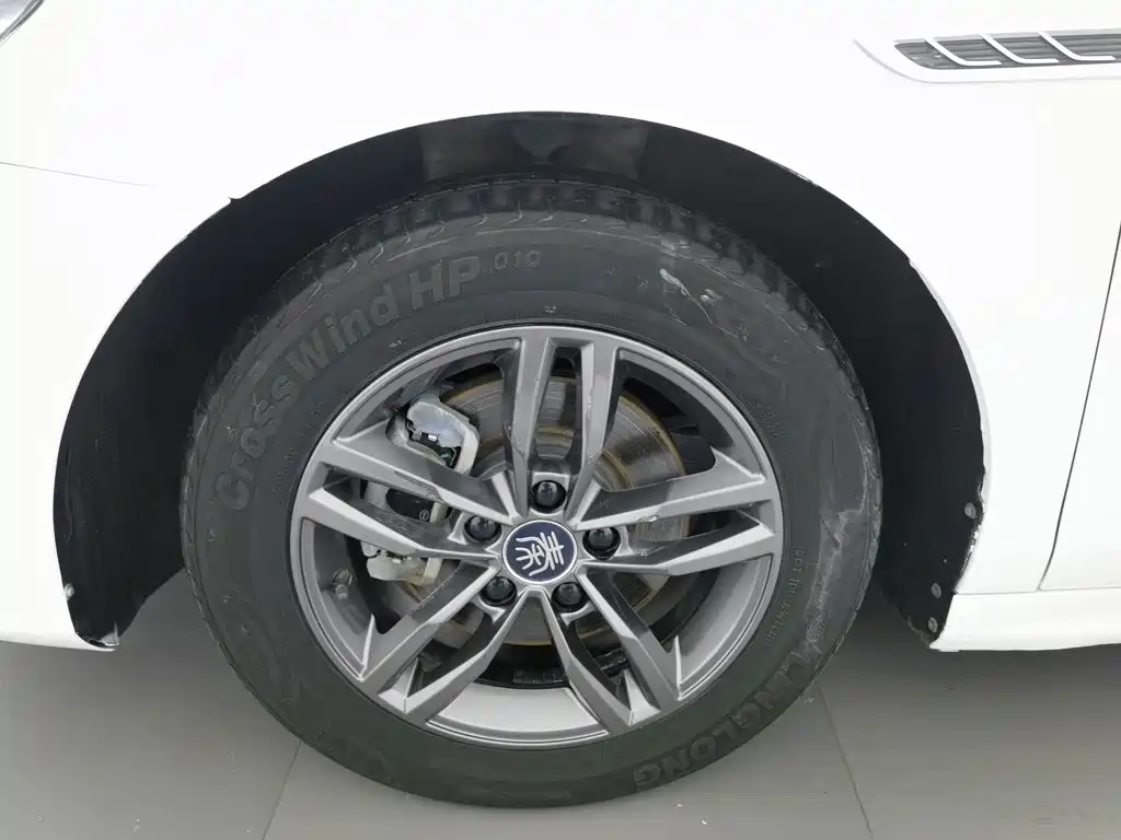 BYD Qin Pro — фото 17