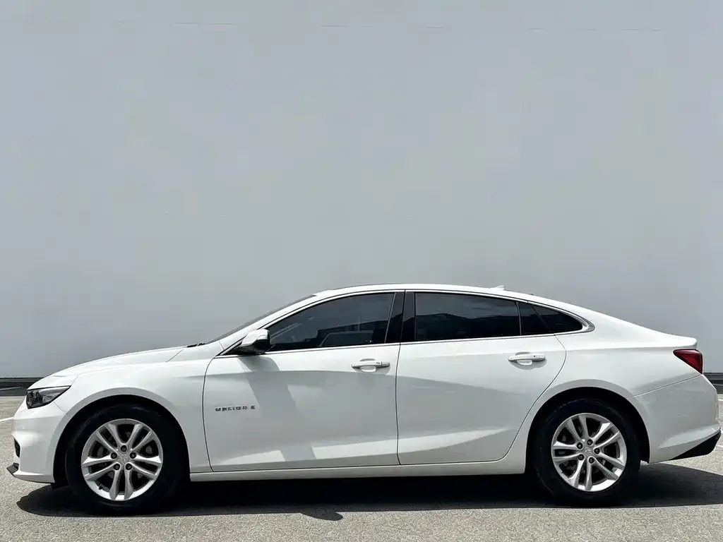Chevrolet Malibu XL — фото 7