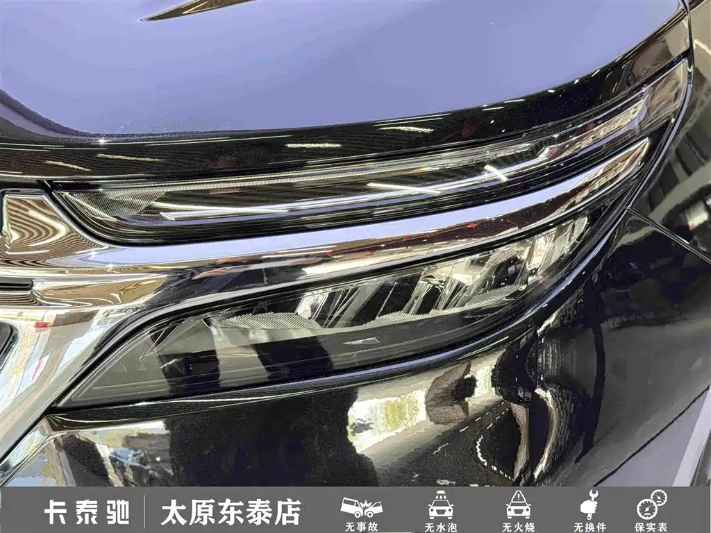 Chevrolet Equinox — фото 11