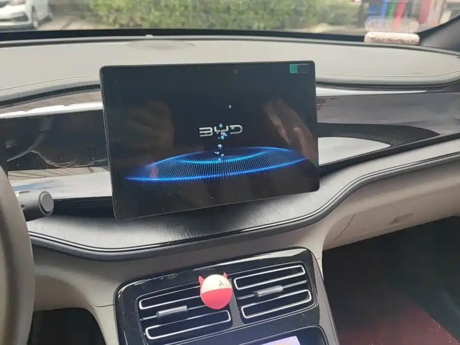 BYD Qin PLUS — фото 13