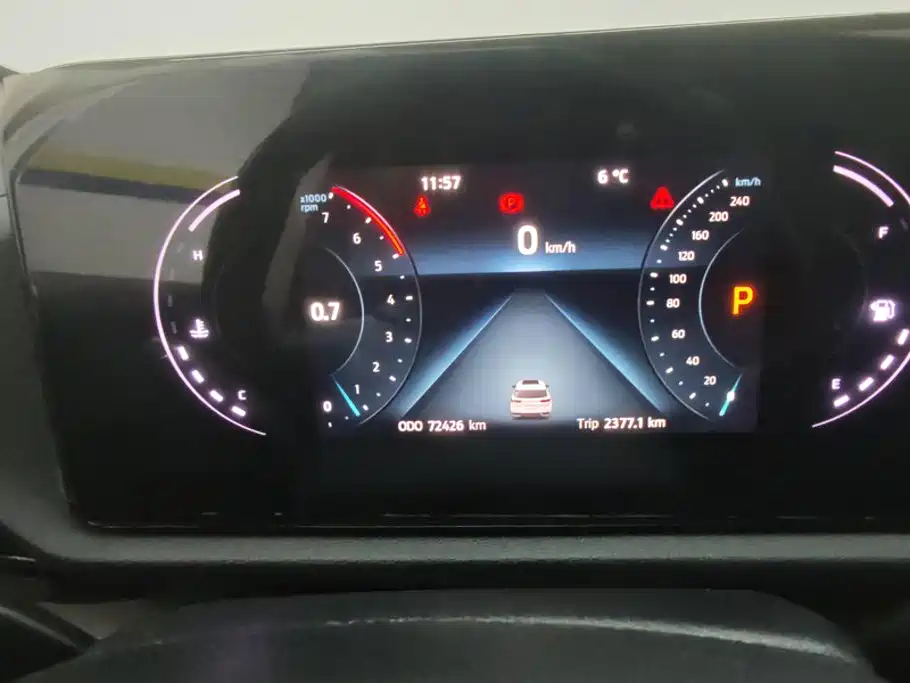 Ford Equator Sport — фото 14