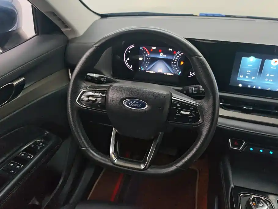 Ford Equator Sport — фото 15