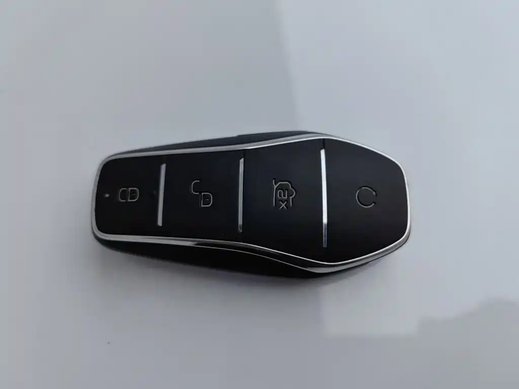 BYD Qin PLUS — фото 19