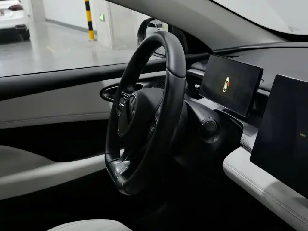 BYD Seal 05 DM-i — фото 22
