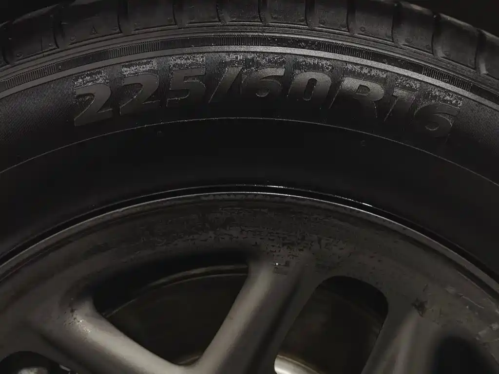 BYD Seal 05 DM-i — фото 24