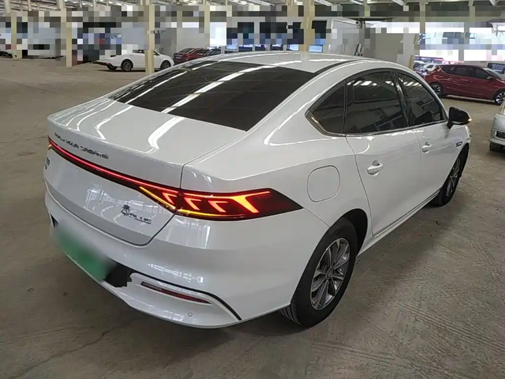 BYD Qin PLUS — фото 5
