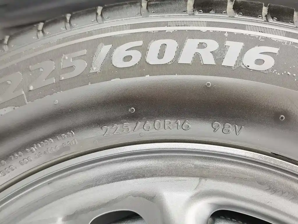 BYD Seal 05 DM-i — фото 24