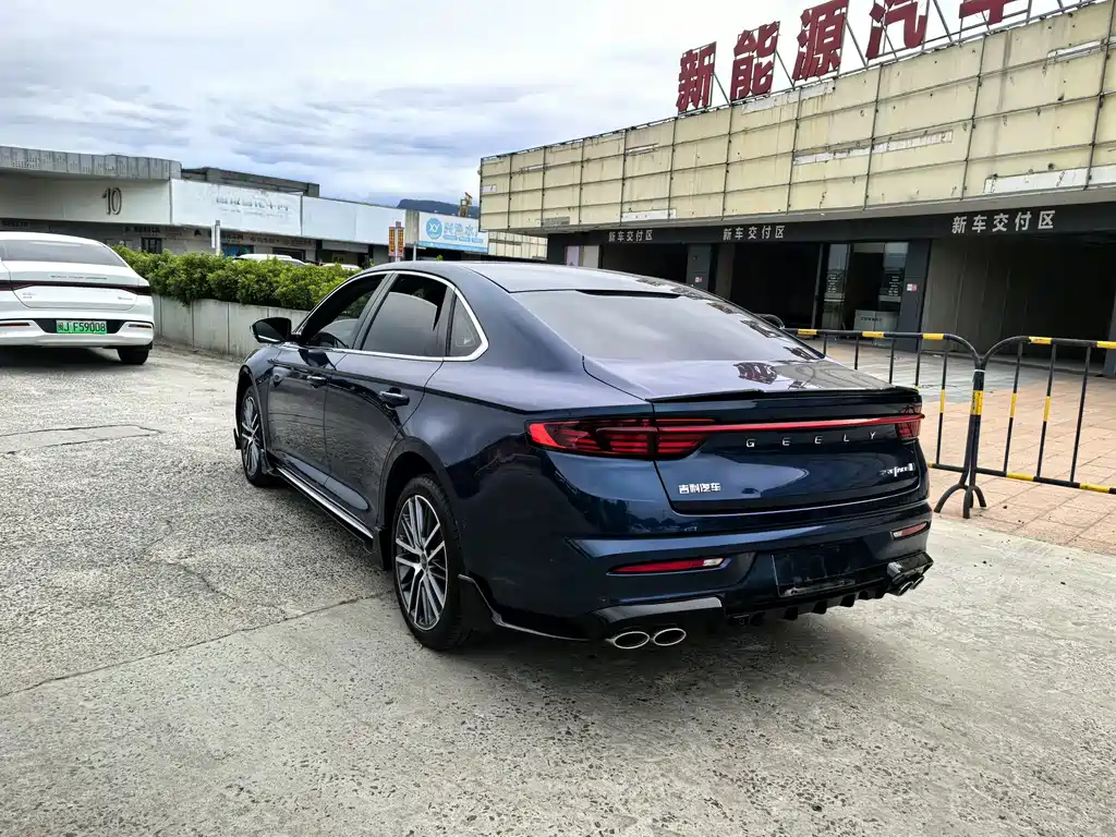 Geely Preface — фото 10