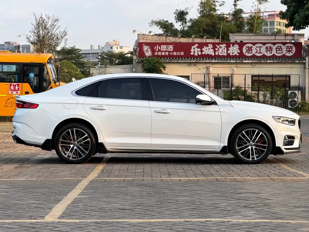 Geely Preface — фото 10