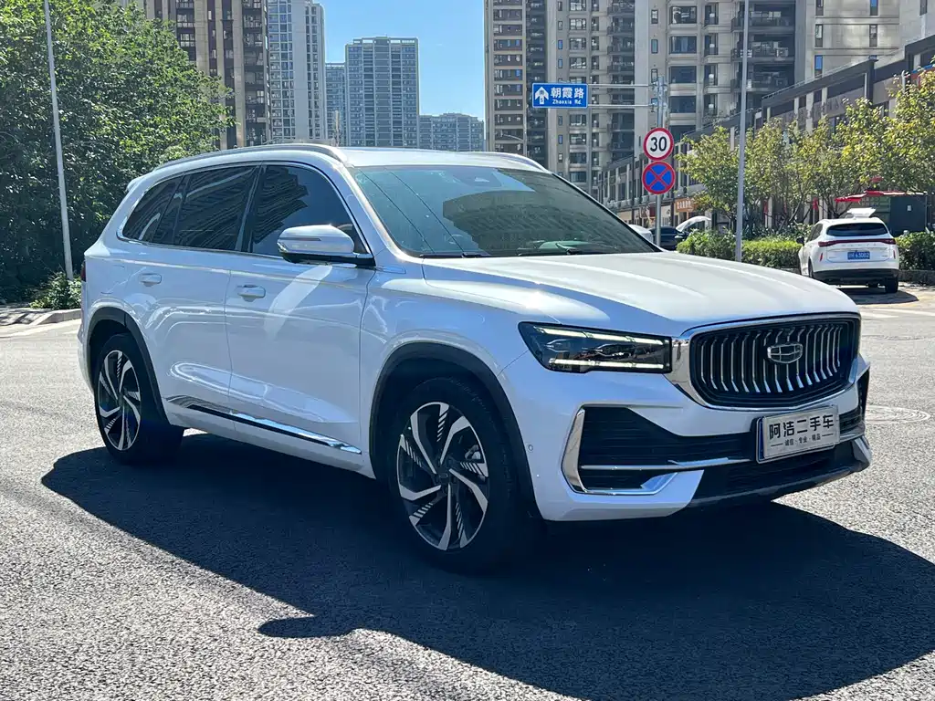 Geely Xingyue L — фото 3