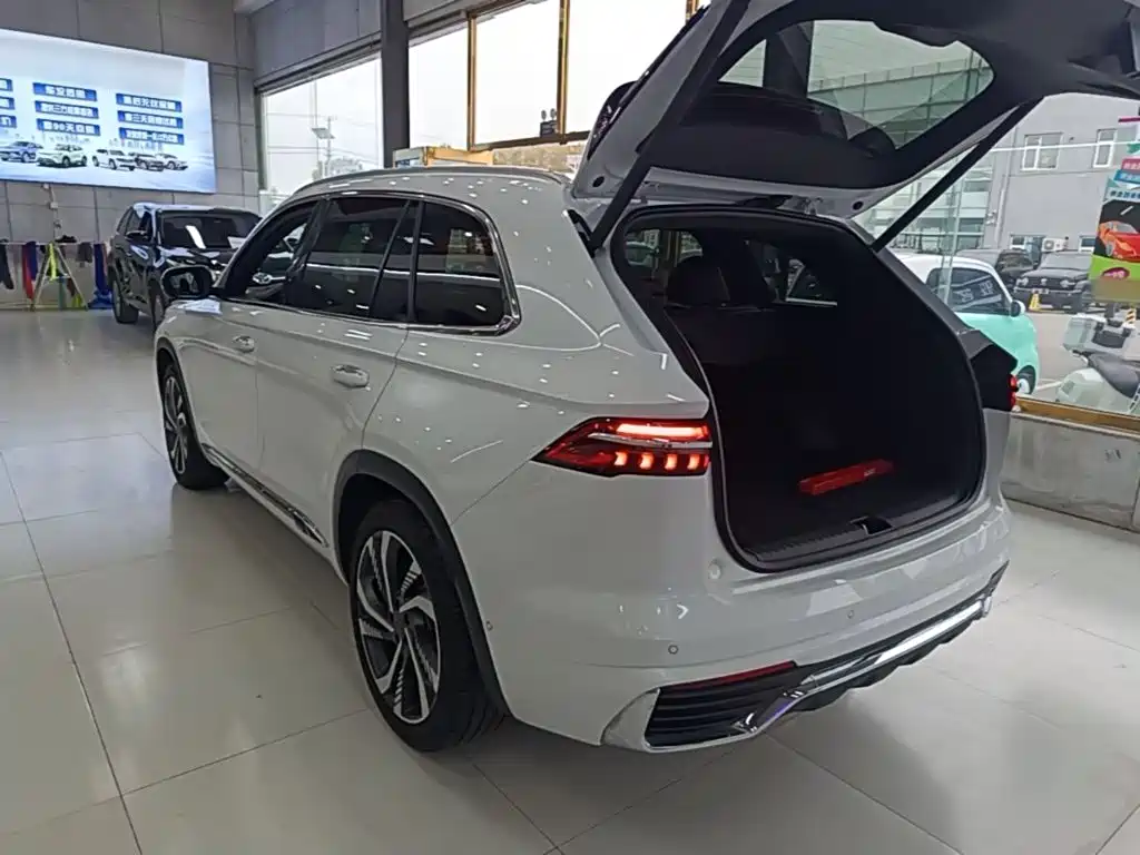 Geely Xingyue L — фото 4