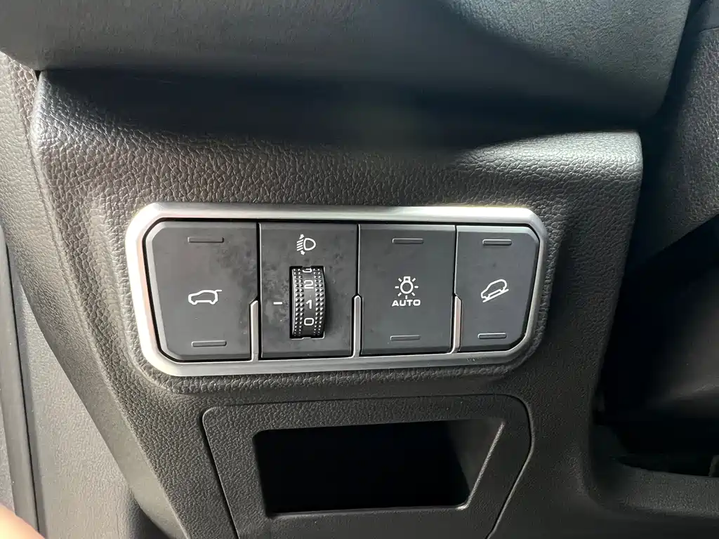 Haval H6 — фото 10