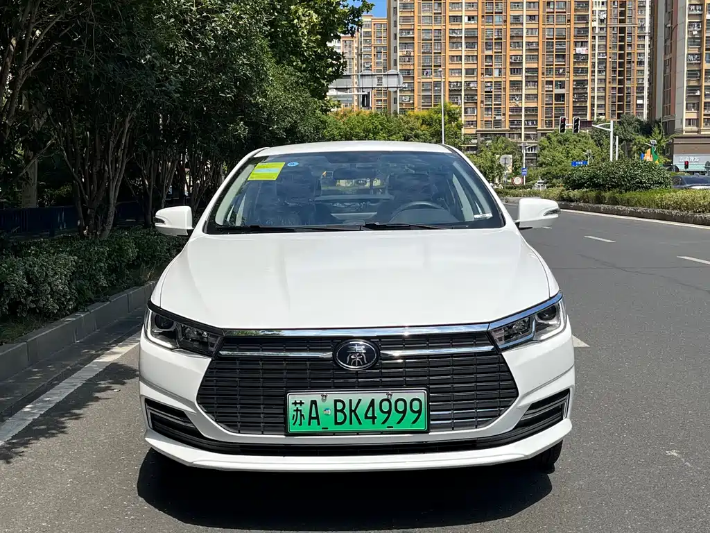 BYD Qin NEV — фото 2