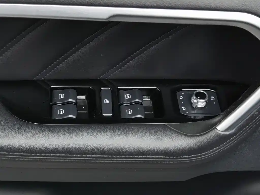 Haval H6 — фото 9