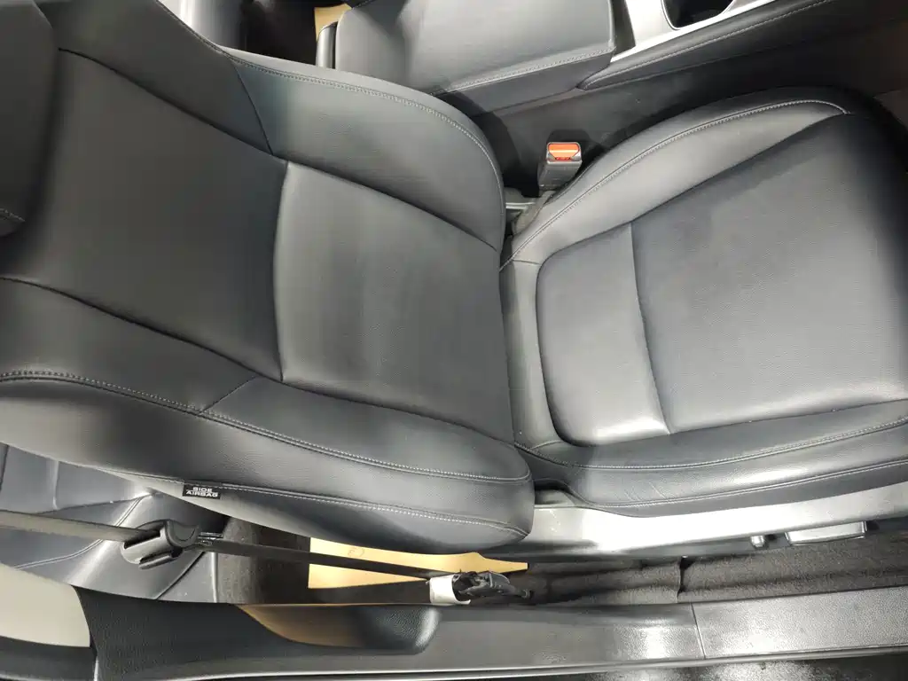 Honda Accord — фото 9