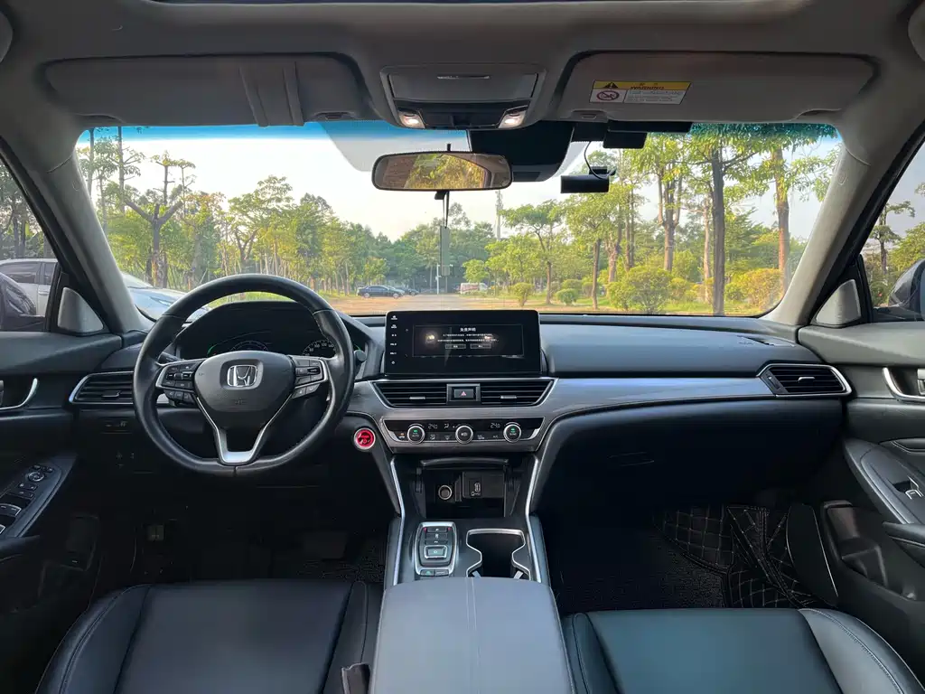 Honda Accord — фото 5