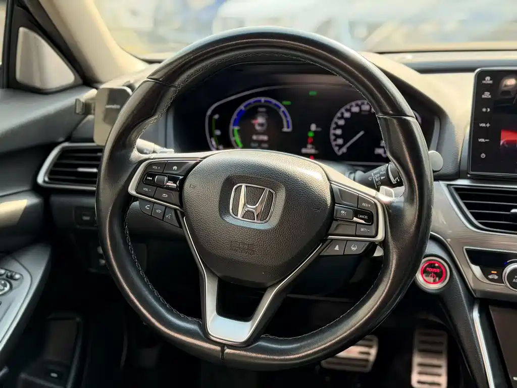 Honda Accord — фото 2