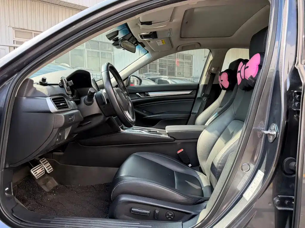 Honda Accord — фото 4