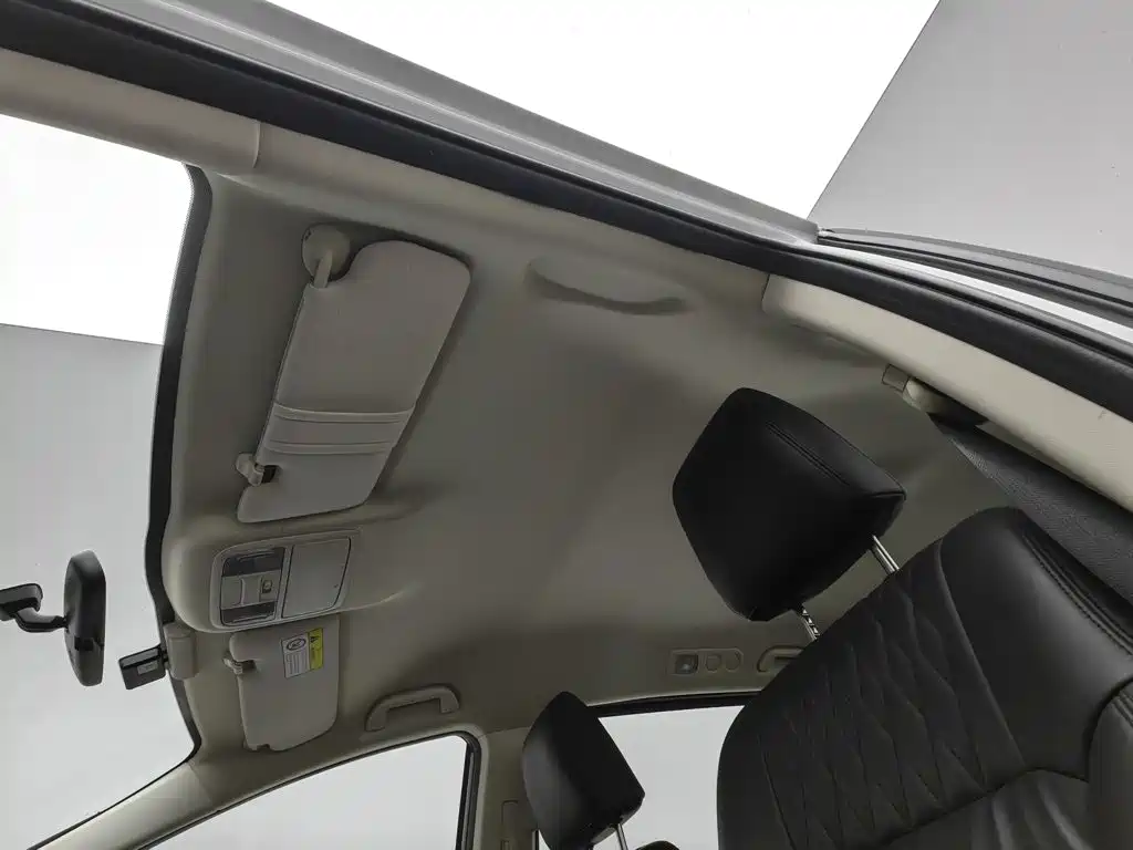 Honda Odyssey — фото 14