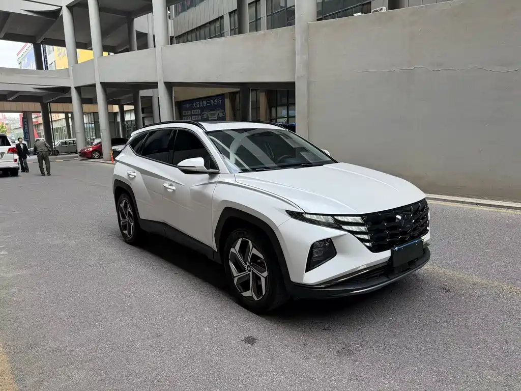 Hyundai Tucson — фото 3