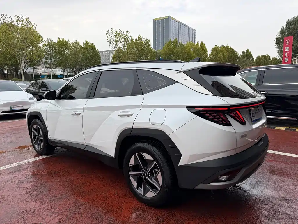 Hyundai Tucson — фото 4