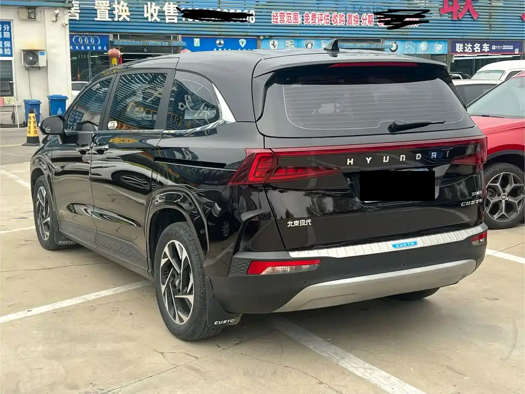 Hyundai Custo — фото 3