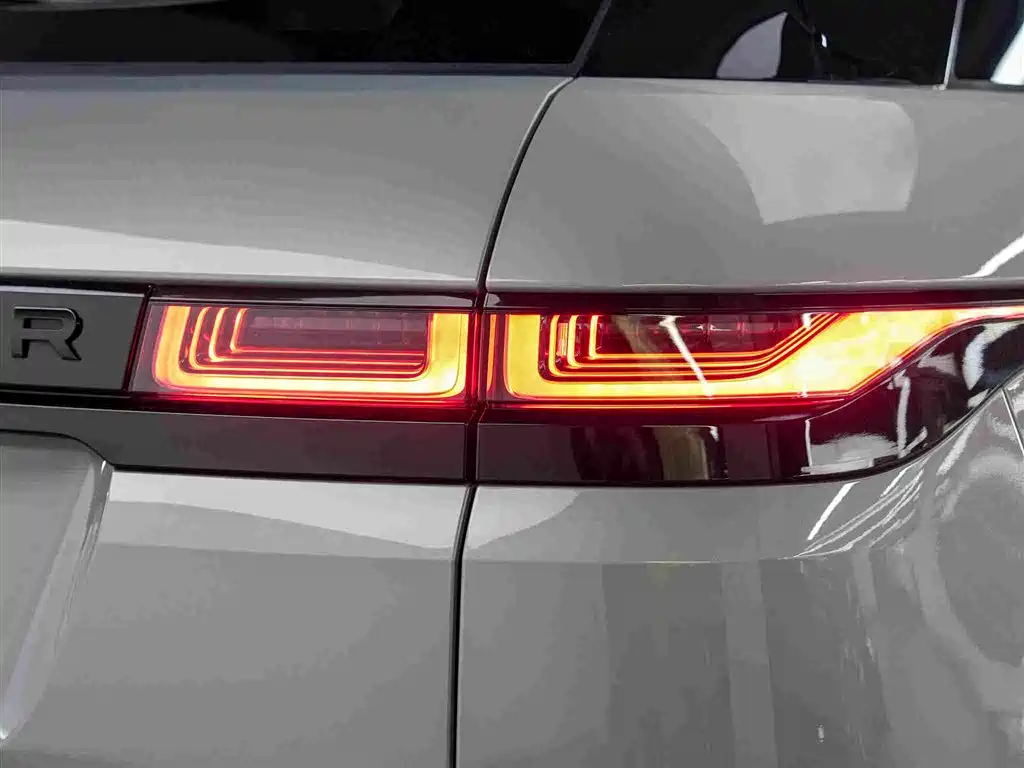 Land Rover Evoque — фото 14