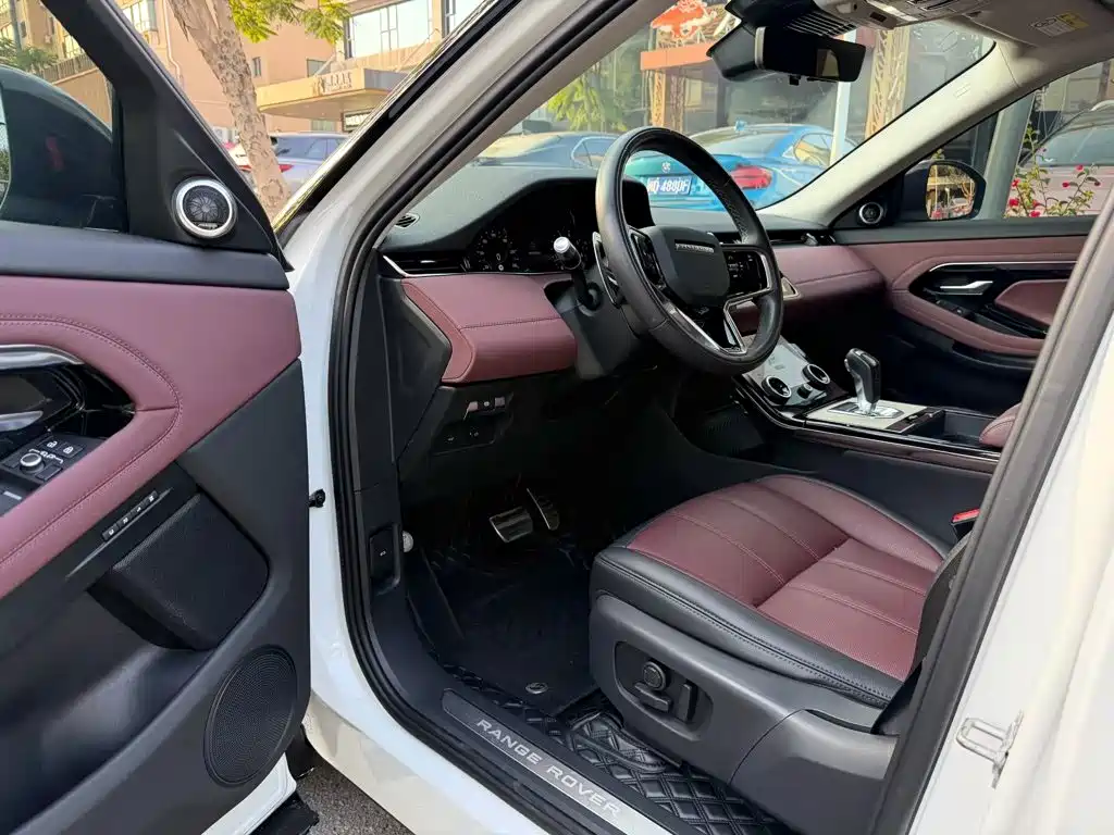 Land Rover Evoque — фото 4