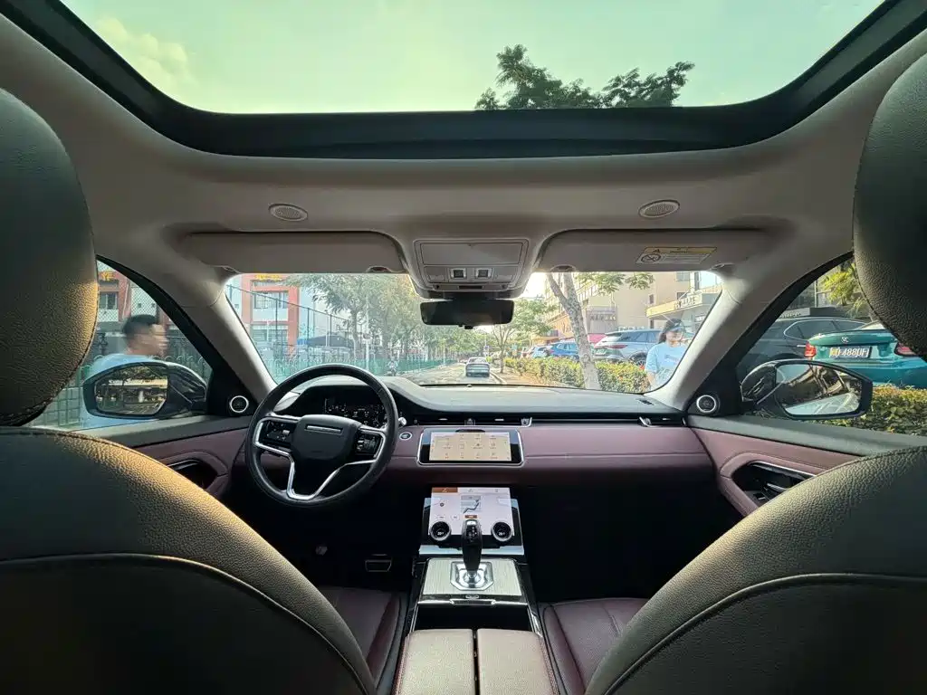 Land Rover Evoque — фото 6