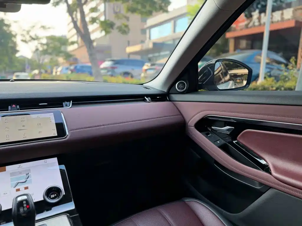 Land Rover Evoque — фото 9